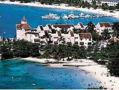 Aparthotel At Fisherman's Point