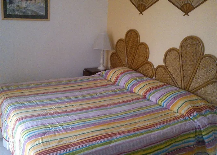 At Fisherman's Point Aparthotel 2*